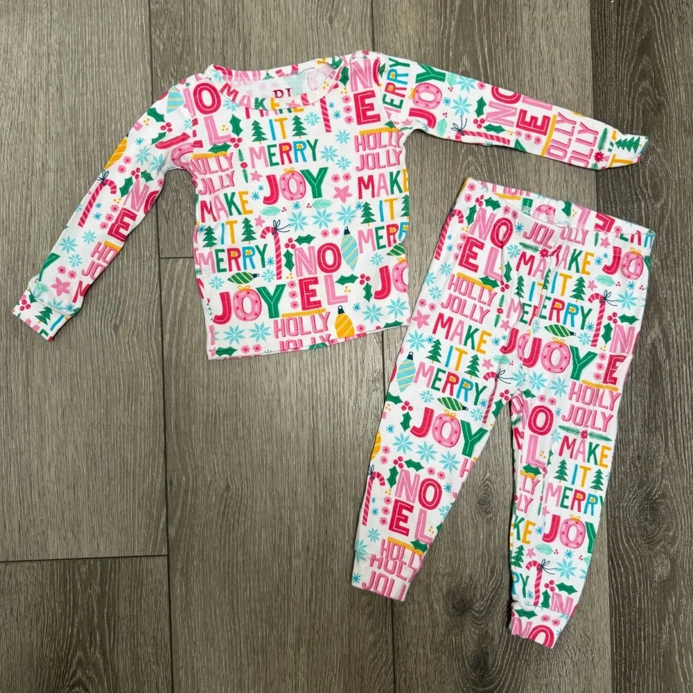 THE CHILDRENS PLACE 2PC SNUG FIT LONG SLEEVE AND PANTS PJ SET CHRISTMAS 12-18MO